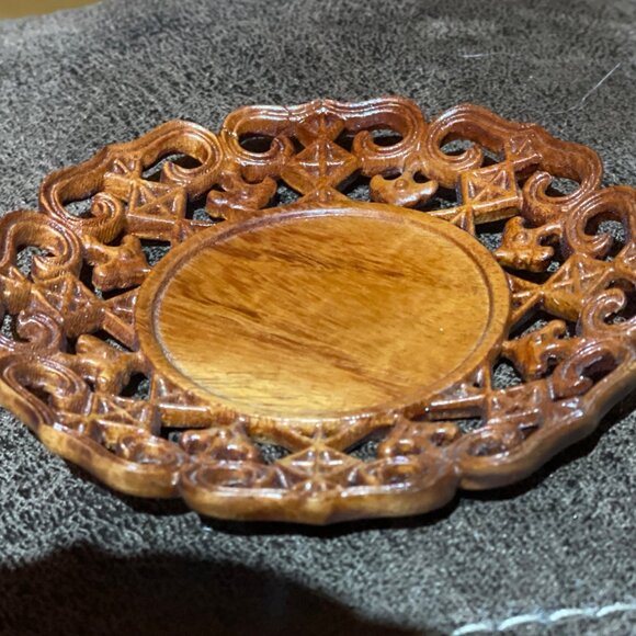 Handcrafted Wooden Decorative Plate With Intricate Star Design - Picture 2 of 4